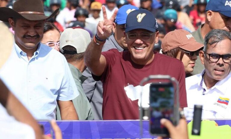 Jorge Rodríguez reconoce errores en expropiaciones de tierras y promete nueva ley ganadera