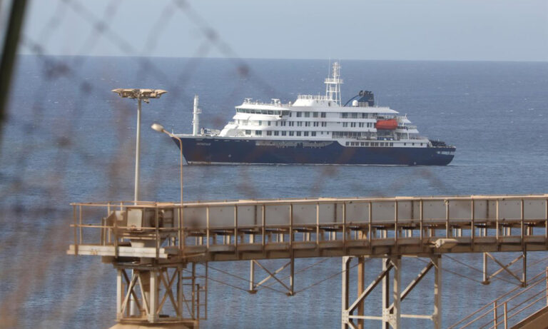 OMS confirma seis casos de hantavirus en crucero y coordina desembarco en Tenerife