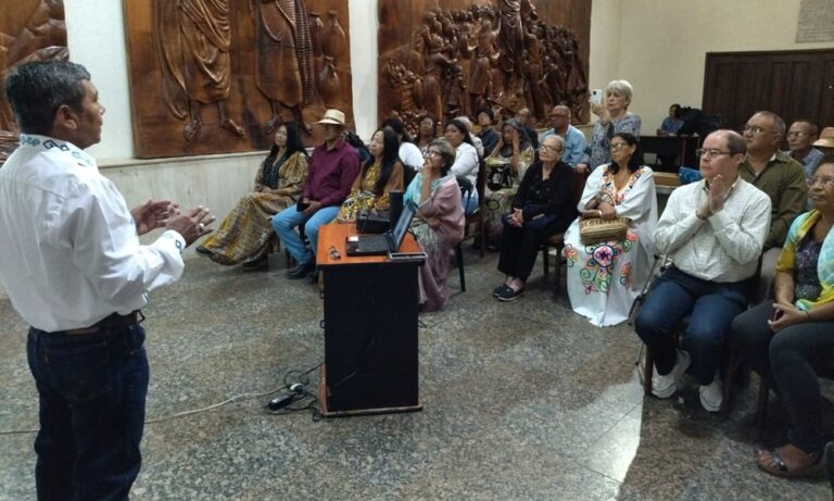 Panteón del Zulia rinde homenaje póstumo al líder y educador wayuu Jorge Enrique Pocaterra González