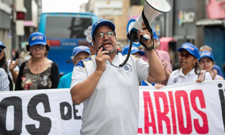 Profesores reiteran llamado a paro de 24 horas de universidades públicas