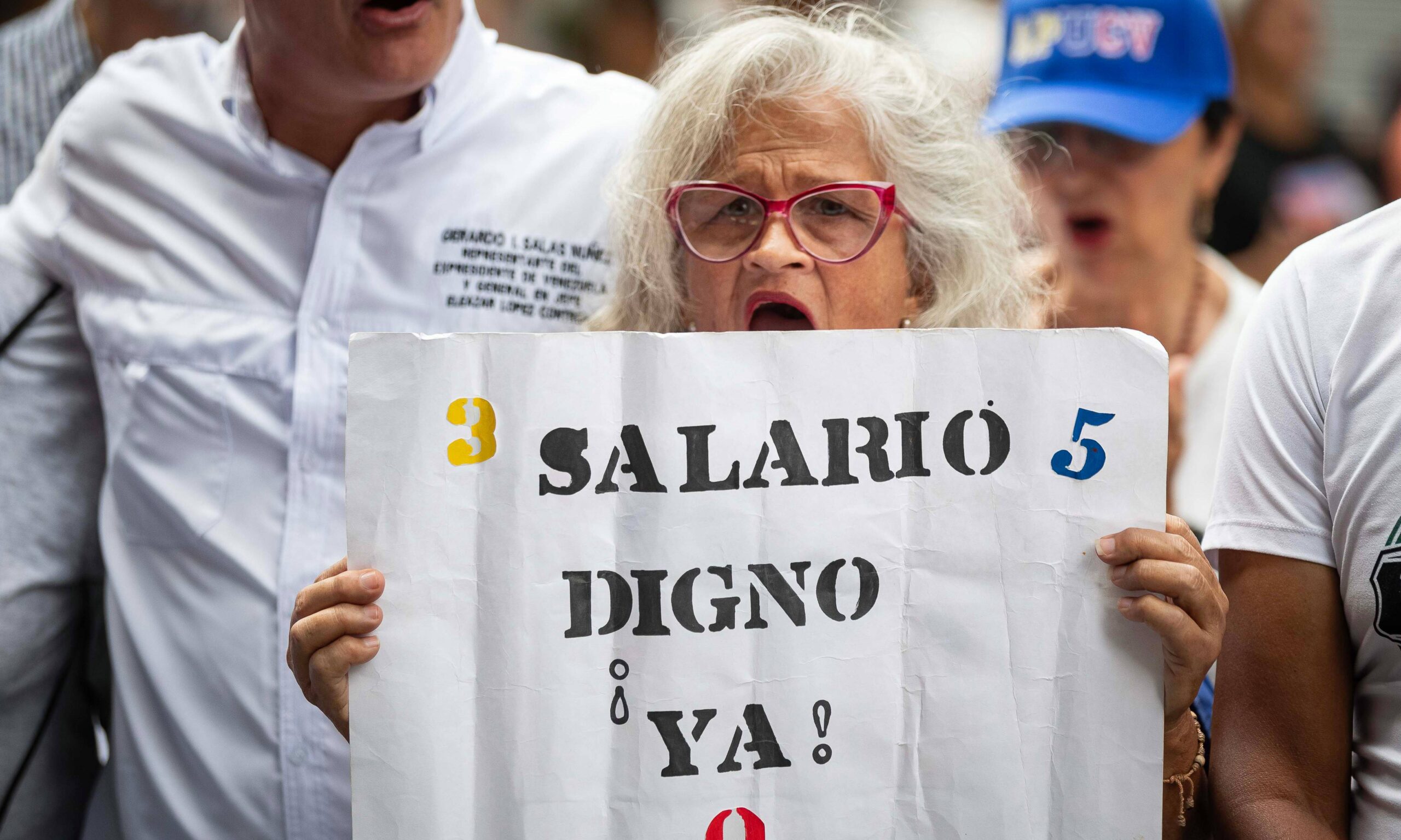 Ministerio de Educación Universitaria rechaza llamado a paro en universidades por bajos salarios
