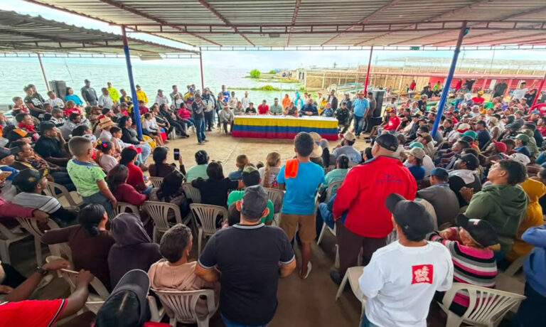 Activan agenda de 12 acciones durante asamblea de pescadores en Barranquitas