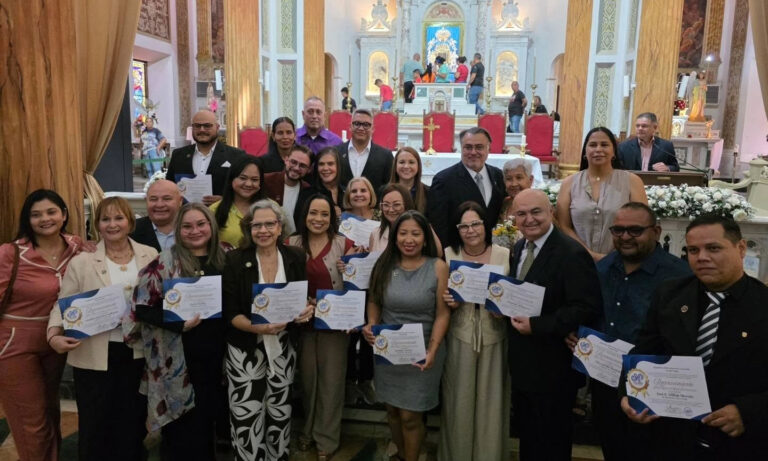 Conmemoran el Día del Periodista con misa y entrega de reconocimientos en la Basílica