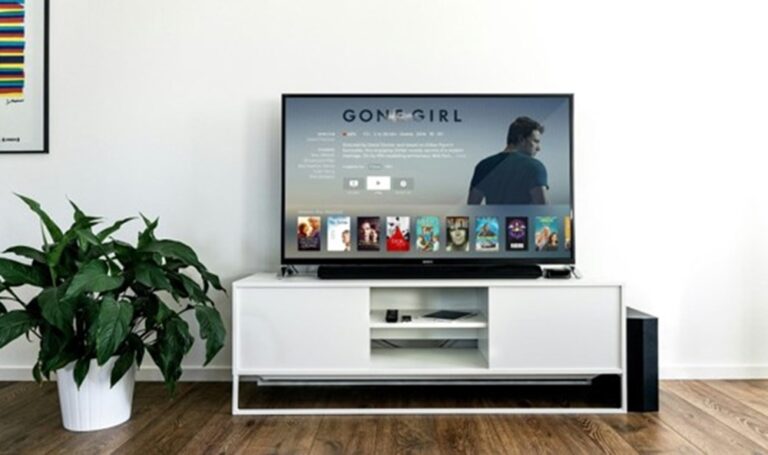 Cómo elegir el tamaño perfecto de televisor para tu sala