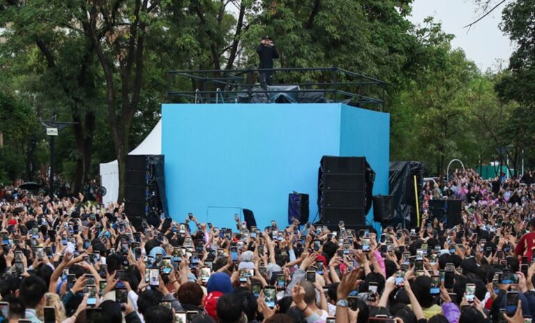 Danny Ocean ofrece concierto sorpresa en parque de Ciudad de México