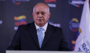 Cabello asegura que más de 28.000 policías fueron procesados