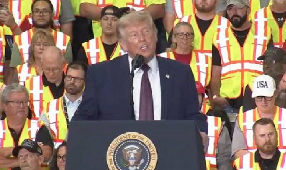 Trump insiste en que se lleva “muy bien” con Delcy Rodríguez y que la gente “está contenta”