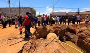 Gobernador inspecciona construcción de colector en Cabimas para contrarrestar las inundaciones