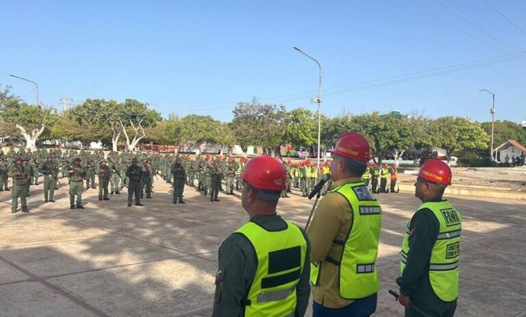 Zulia envía segundo contingente con 450 efectivos para labores de rescate y seguridad en Caracas y La Guaira
