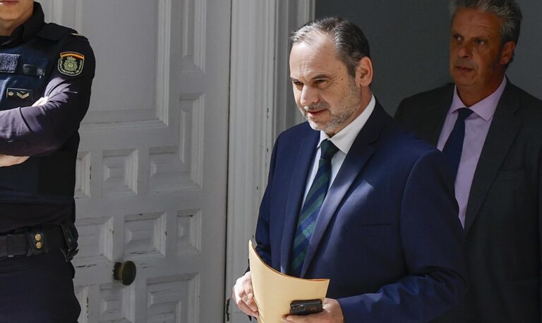 Justicia española condena a exministro Ábalos a 24 años de cárcel