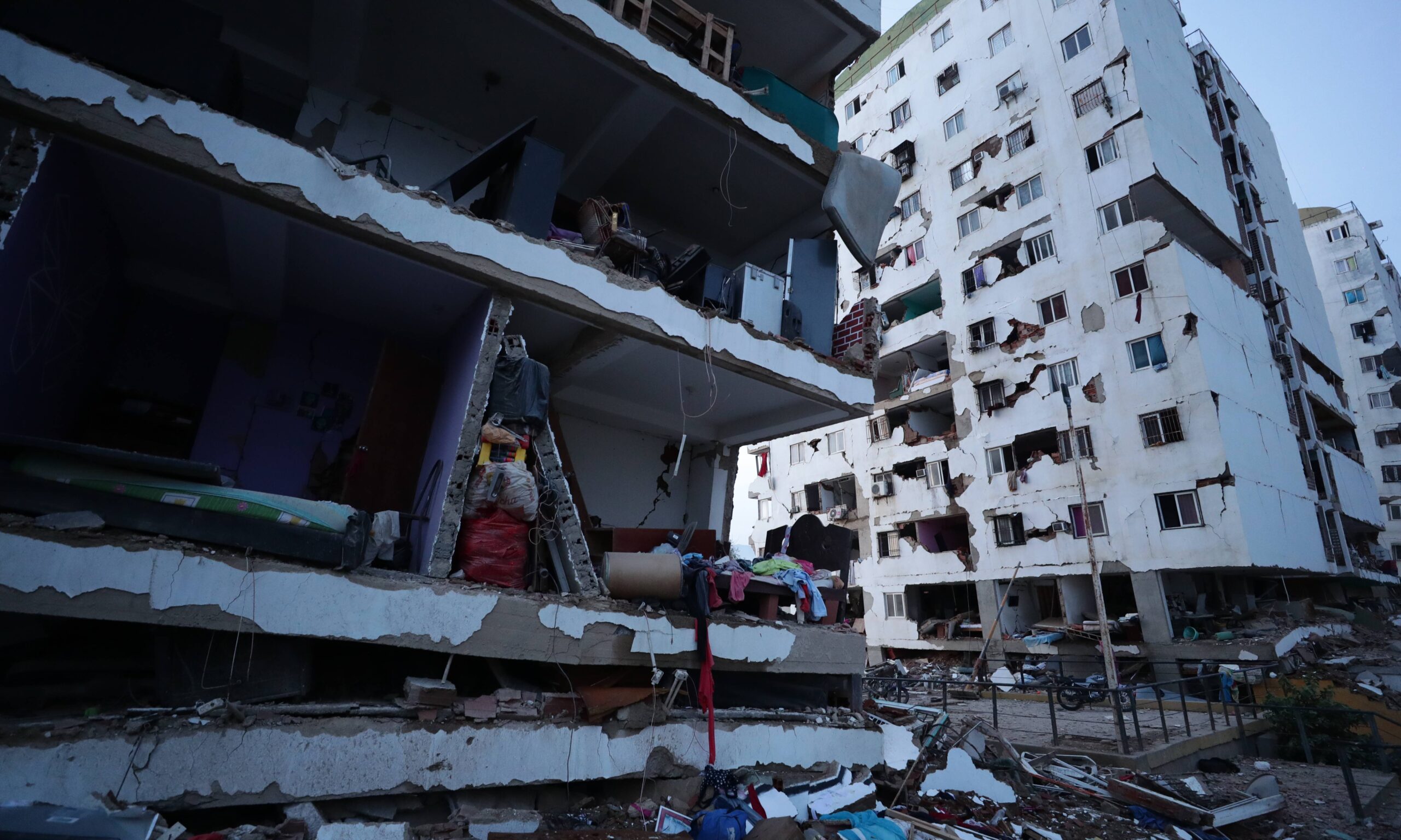 Gobierno califica a La Guaira como “zona de desastre” tras terremotos