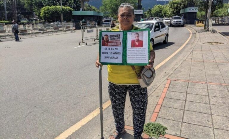 Madre colombiana pide fe de vida de su hijo “secuestrado” hace 10 años y medio en Venezuela