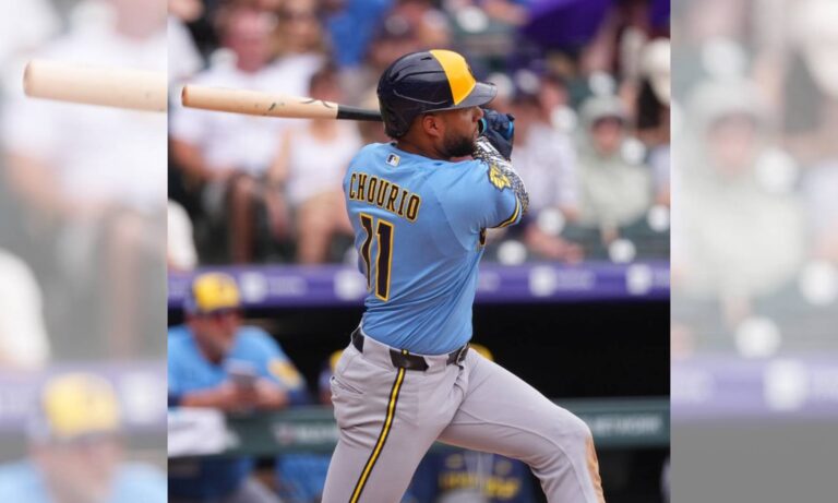 Jackson Chourio suma tres juegos de 3 o más hits en lo que va de temporada