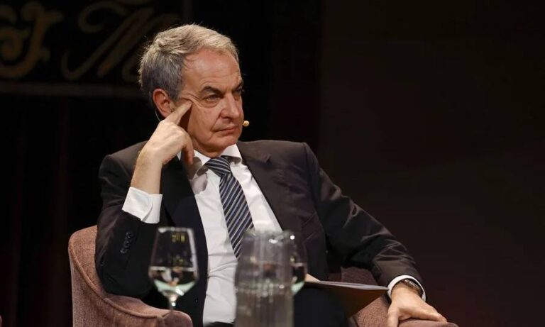 Investigan a Zapatero por delito fiscal y contrabando por las joyas halladas en su oficina