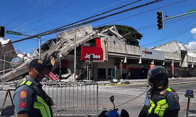 Asciende a 35 la cifra de muertos en Filipinas por terremoto de 7,8