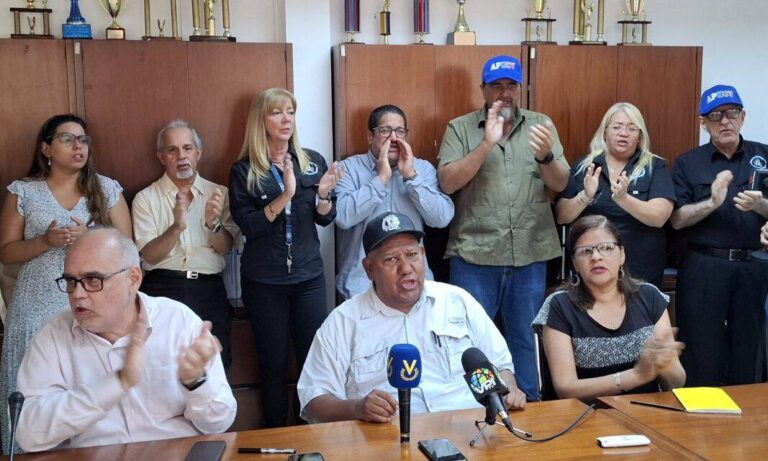 Profesores de la UCV se suman al paro nacional de este miércoles