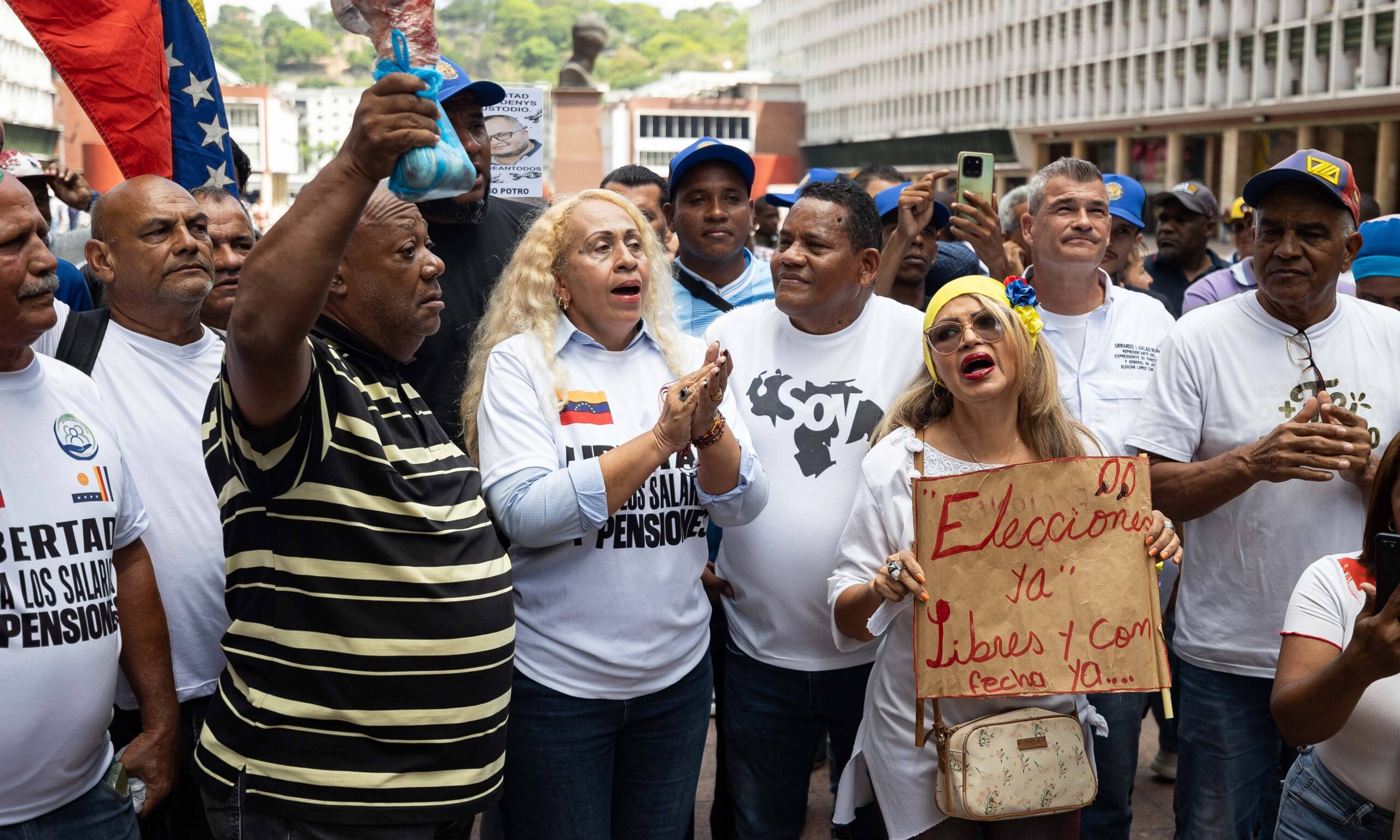 Sindicatos piden salida de rectores del CNE y un cronograma para elecciones