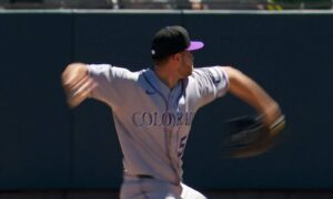El zuliano Eiberson Castellano debuta en Grandes Ligas con histórico juego salvado