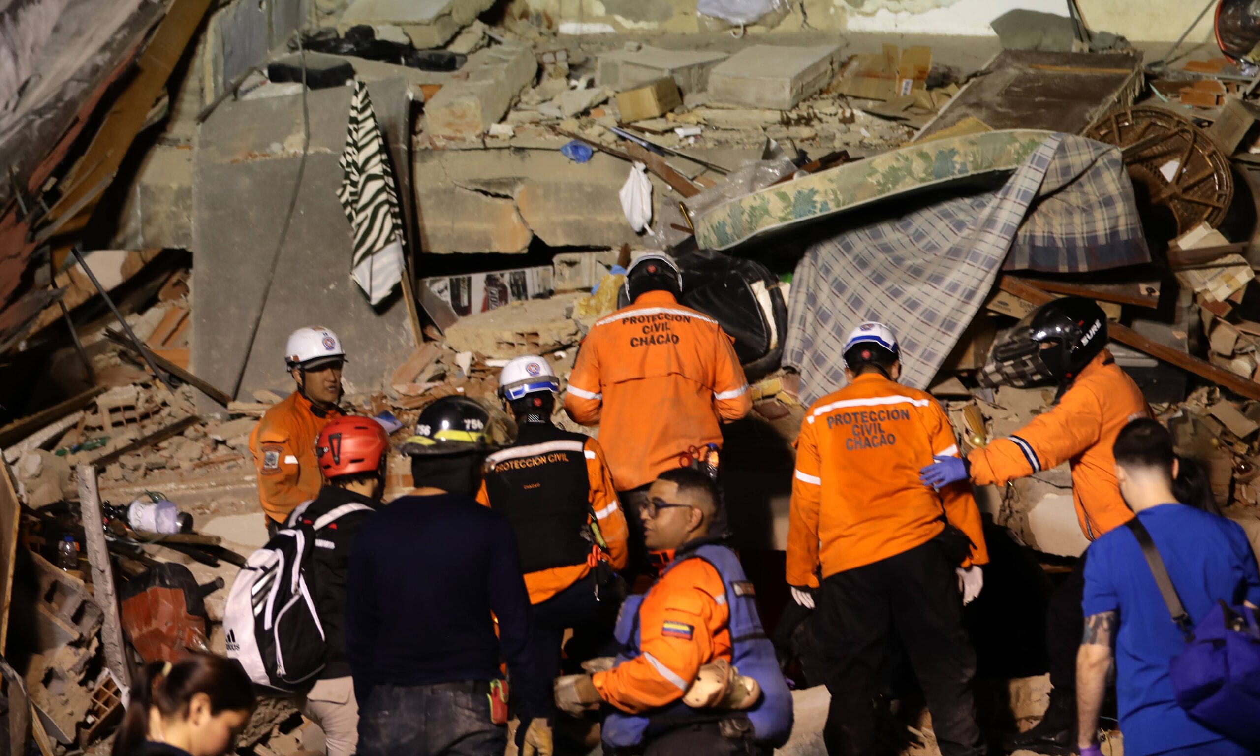 Delcy Rodríguez reporta 164 fallecidos, 971 heridos y 30 réplicas tras terremotos en el país