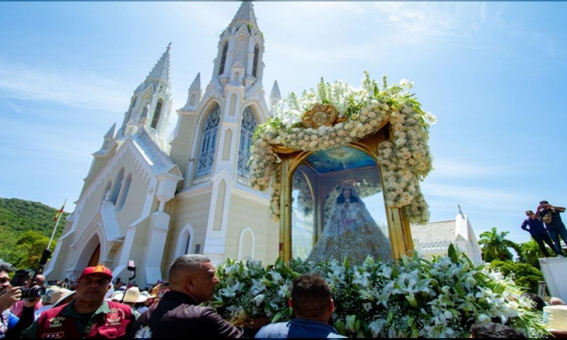 Obispo de Margarita pide austeridad en fiestas de la Virgen del Valle por duelo