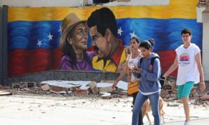 Venezuela cumple seis meses sin Nicolás Maduro devastada por los terremotos