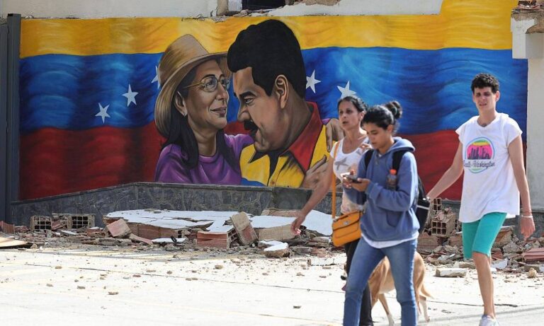 Venezuela cumple seis meses sin Nicolás Maduro devastada por los terremotos