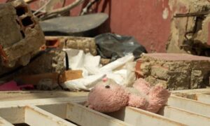 Convocan a familiares de niños desaparecidos para identificar 38 cuerpos en La Guaira