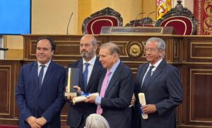 González Urrutia y Machado reciben el Premio de Convivencia en España
