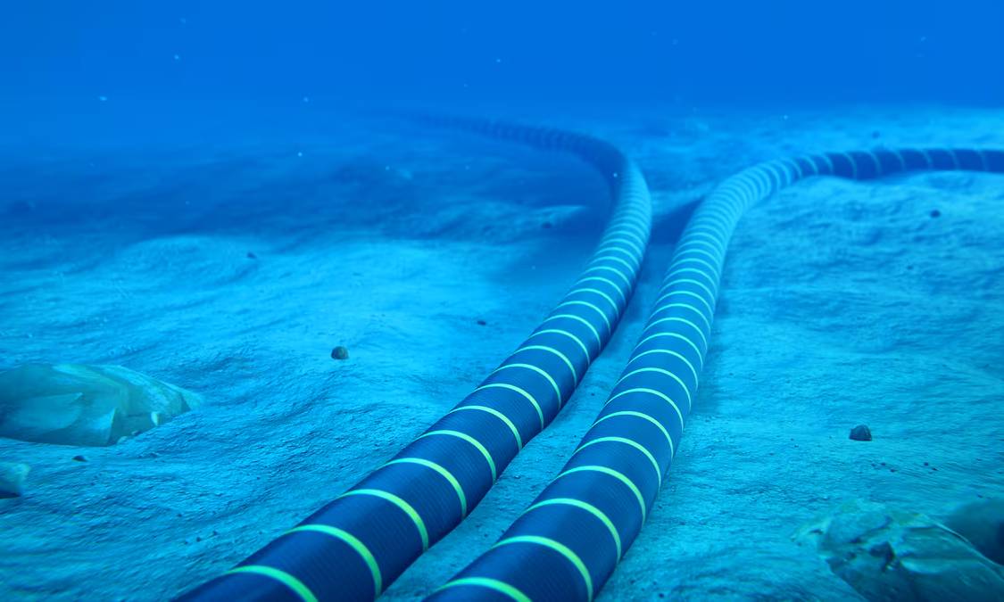 Inician reparación de cable submarino dañado por el doble terremoto