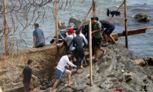 España y Marruecos acuerdan devolver a los migrantes que entraron a Ceuta