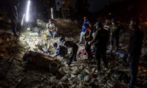 Llega a 5.398 la cifra oficial de muertos por el doble terremoto