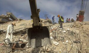 Sube a 5.346 el número de fallecidos por el doble terremoto