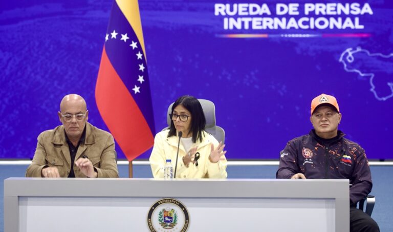 Delcy Rodríguez defiende “despliegue inmediato” del gobierno interino tras los terremotos