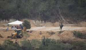 Gobernador de La Guaira cifra en 231 los cuerpos sin reclamar de víctimas de sismos