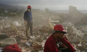 El doble terremoto deja también riesgos ambientales en La Guaira