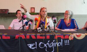 Exilio venezolano pide a Trump revisar relación con Delcy Rodríguez tras terremotos