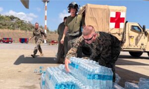EE. UU. amplía su despliegue humanitario en el país tras los terremotos