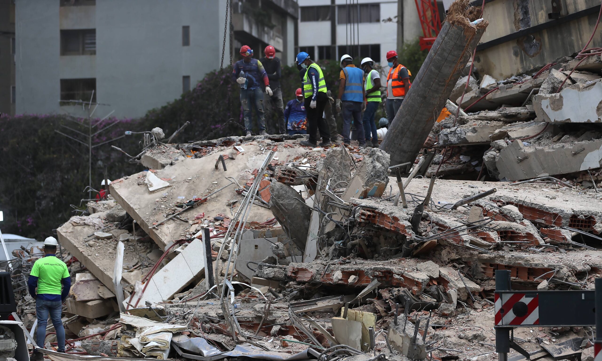Delcy Rodríguez anuncia que las labores de rescate continúan tras una semana de los terremotos