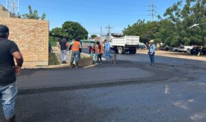 Alcaldía de Maracaibo acelera trabajos de asfaltado para consolidar la entrega del estadio Alejandro Borges
