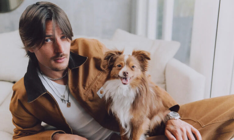 Danny Ocean posa para Vogue junto a su carrocho Kelo: “Somos igualitos”
