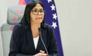 Delcy Rodríguez pide ahorrar luz y agua por el fenómeno climático “Superniño”