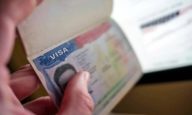 EE. UU. exigirá fianza de hasta 20.000 dólares a venezolanos y ciudadanos de 49 países