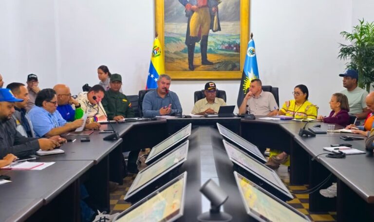 Reunión del Estado Mayor de los Servicios realiza balance del sistema eléctrico, agua, gas y transporte del Zulia