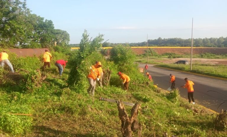 El Iara mantiene desplegado plan de saneamiento en la vía Lara-Zulia