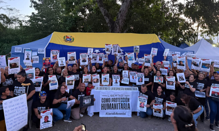 Familiares de presos políticos piden incluir su liberación en la agenda del diálogo