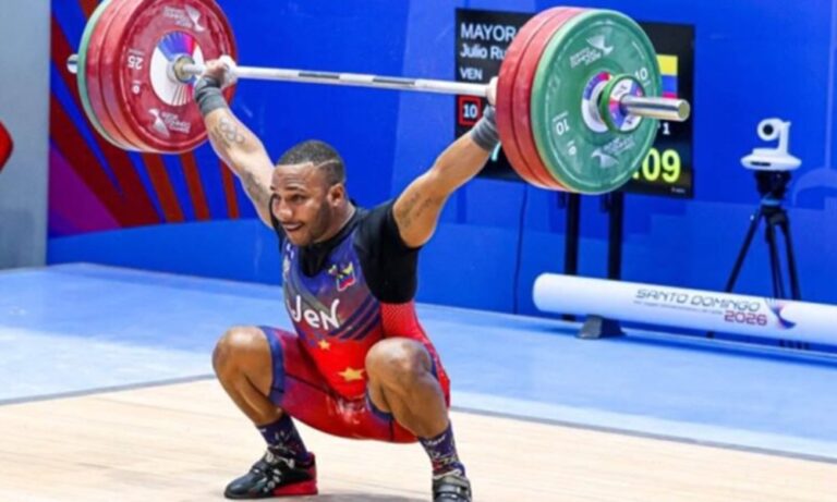 Julio Mayora gana doble oro en los Juegos Centroamericanos y del Caribe