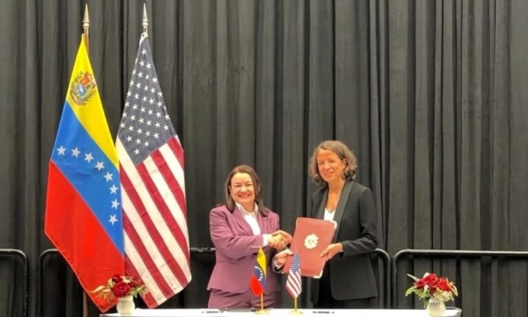 Gobierno interino firma contrato con la estadounidense Hunt Oil para el desarrollo de dos campos petroleros