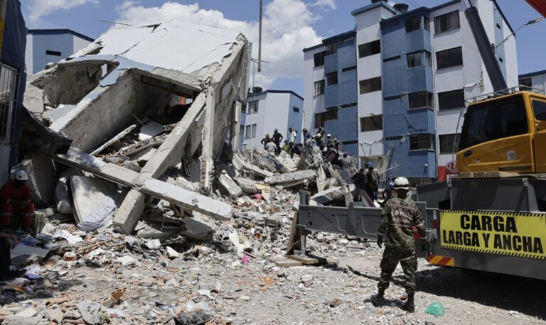Colombia decreta 3 días de duelo nacional por fallecidos en el terremoto