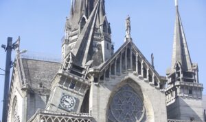 León XIV expresa su dolor por el terremoto de Colombia y su gratitud a los socorristas