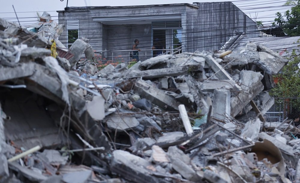 Elevan a 285 los muertos y siguen en 379 los desaparecidos por el terremoto en Colombia